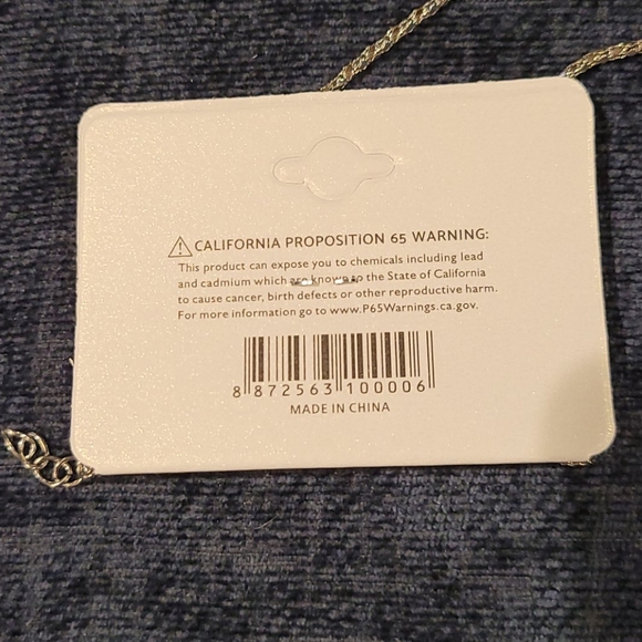 Butterfly necklace - Picture 2 of 2